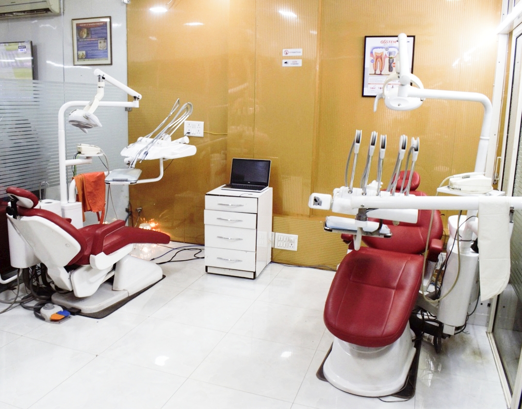 Ratra Dental Clinic Sec - 18, Noida