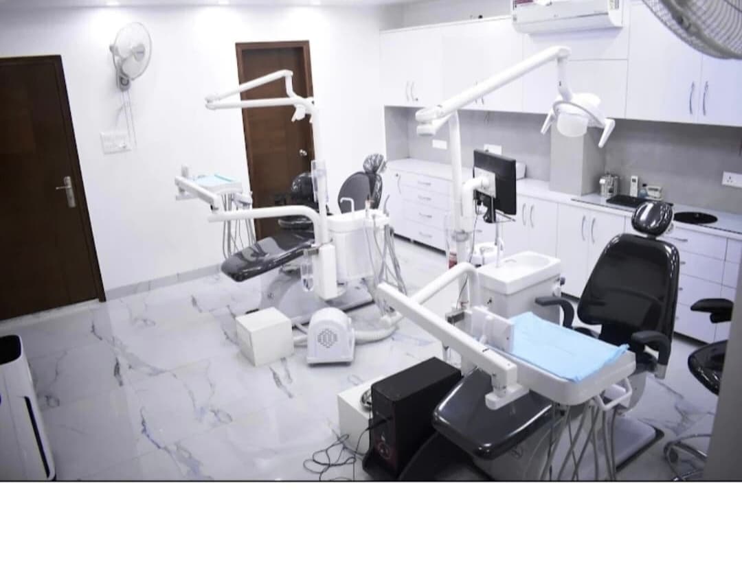 Treatment Area - The Super Smiles Dental And Implant Center, Mayur Vihar