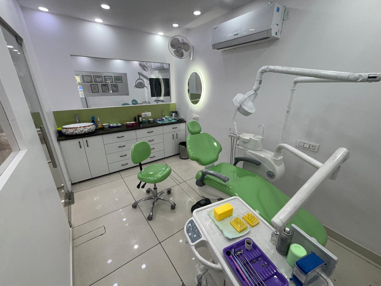 Operatory 2 (Pediatric Dentistry) at Dr Verma's Dental Clinic, Vikaspuri