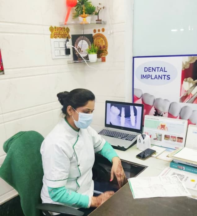 Consultation Area - Dr Deepika Dental Hub Clinic, Uttam Nagar