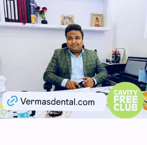 Dentist (implantologist) in Vikaspuri - Dr. Rahul Verma