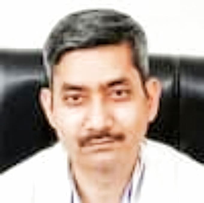 Eye Specialist in East Delhi - Dr. Moolchand