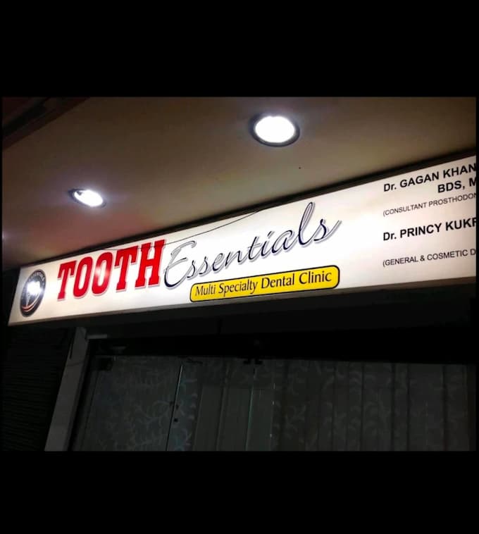 Tooth Essential Dental Clinic in Janakpuri, Delhi
