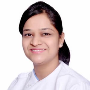 Dentist in Uttam Nagar - Dr. Deepika Goel