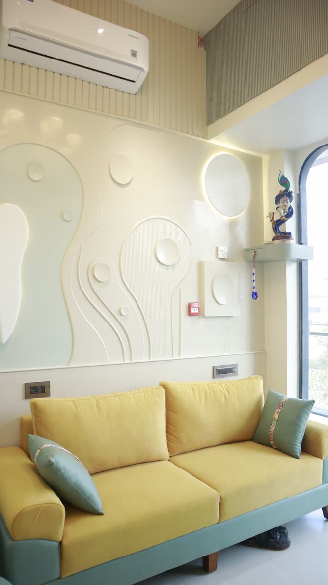 Waiting Area - Kaizen Dental Clinic, Sec 50, Noida