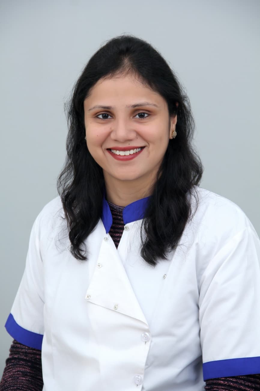 Dentist In Sector 107, Noida - Dr. Shikha Gupta MDS