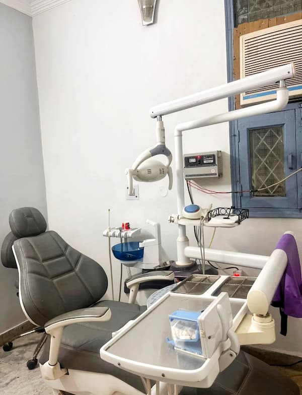 best implant clinic in vasant kunj