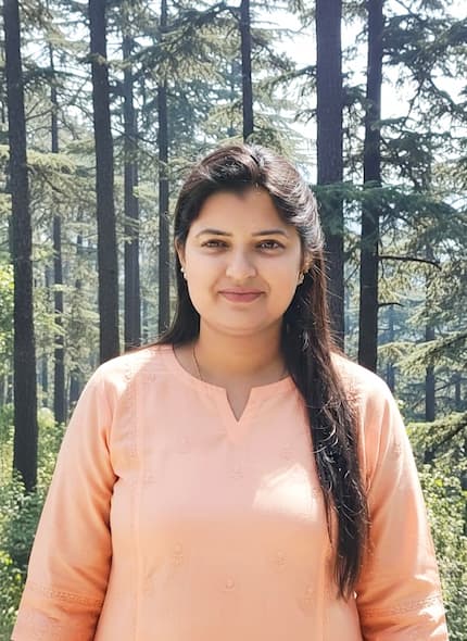 best acupressure and acupuncture doctor in rohini, delhi - Nitu Jain