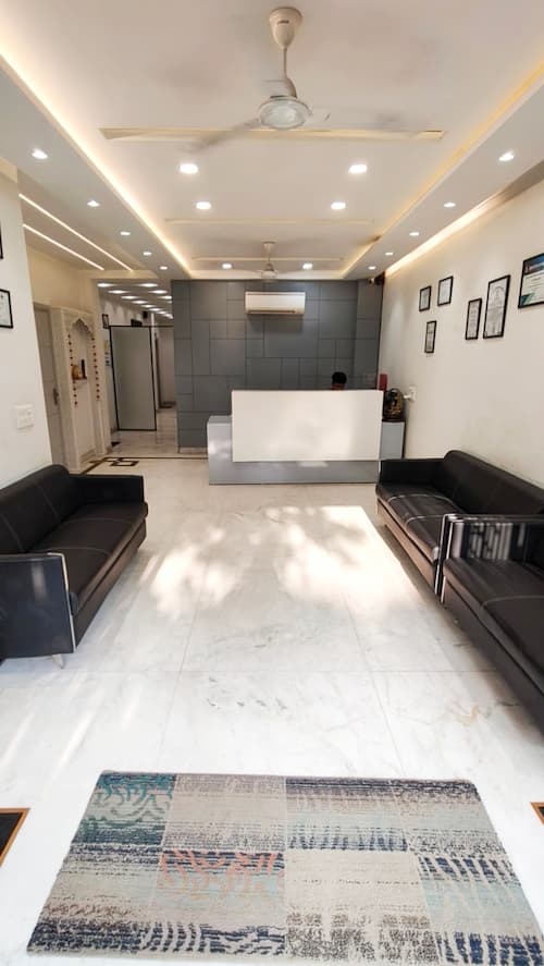 Dr Shrey Sethi Dental Clinic in Sushant Lok Phase 1 Gurugram